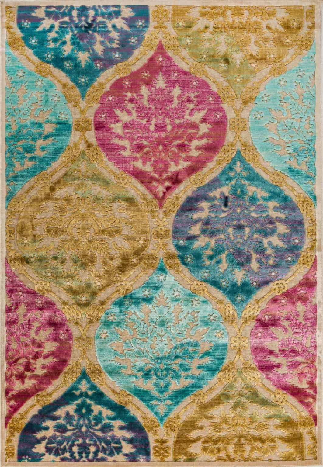 שטיח מודרני צבעוני