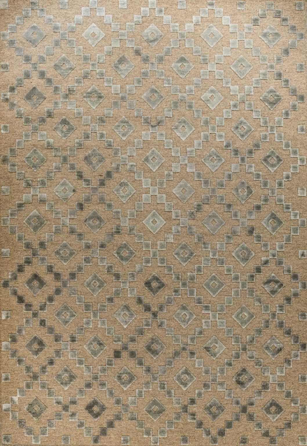 שטיח בדוגמת קוביות כסוף