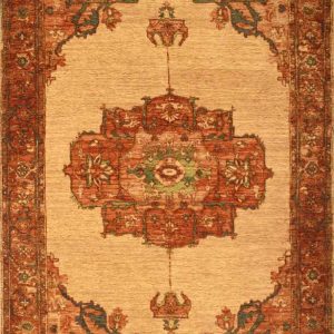 שטיח בדוגמא קלאסית צבע חום