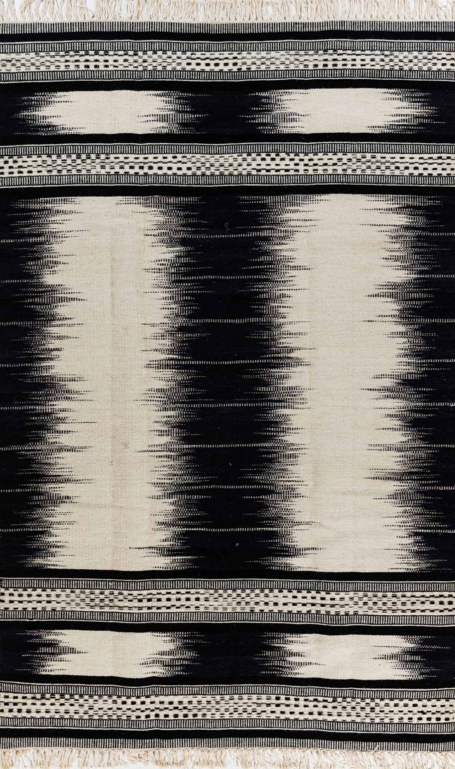 קילים צמר שחור לבן