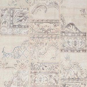 שטיח צמר בסגנון פאצ'וורק מלבני בצבע בז' – מתאים במיוחד לחדר ילדים