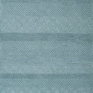 שטיח נורדי מלבני עשוי צמר ויסקוזה בגוון תכלת מתאים במיוחד לחדר שינה