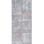 ראנר בסגנון ייחודי ואסתטי מצמר צבע אפור