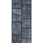 שטיח ראנר צמר שחור לבן עיצוב פאזלית מתאים במיוחד למסדרון