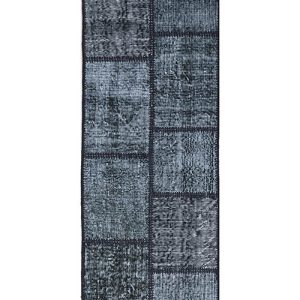 שטיח ראנר צמר שחור לבן עיצוב פאזלית מתאים במיוחד למסדרון