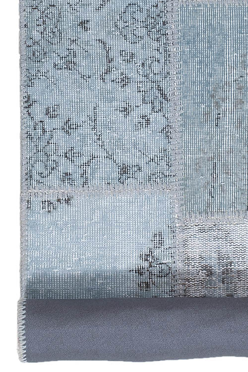 שטיח ראנר אורך צמר בסגנון תכלת עבודת יד מתאים במיוחד למסדרון עם מרקם מרובד ועיצוב ייחודי