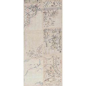 שטיח ראנר עשוי צמר בצבע בז' בעיצוב כפרי ומיוחד