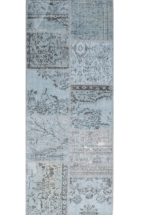 שטיח ראנר צלטיקה בסגנון טלאי מצמר בצבע תכלת