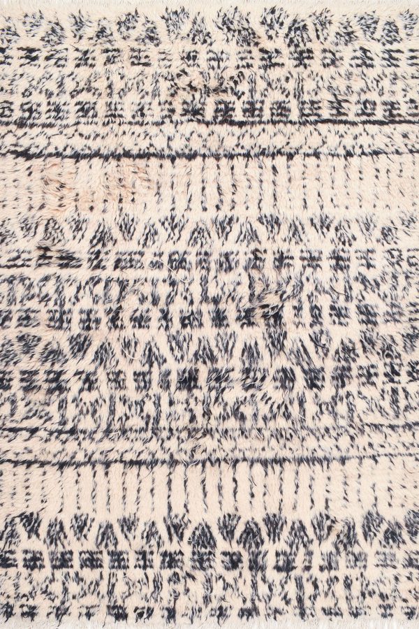 04154 שטיח צמר בסגנון נורדי