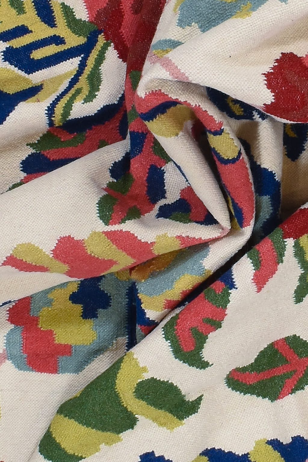 שטיח קילים טאג' קראבח dark