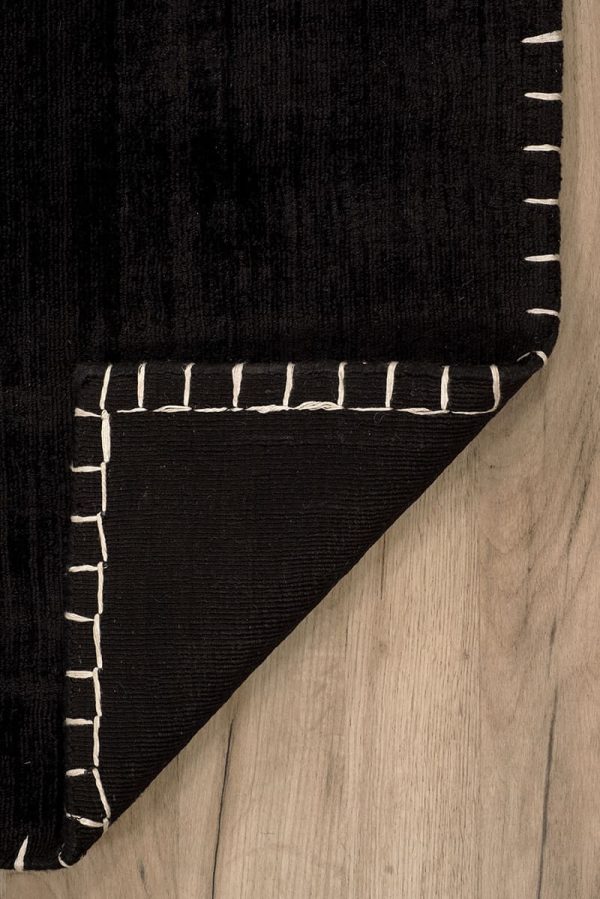 שטיח פררה שחור לבן ראנר