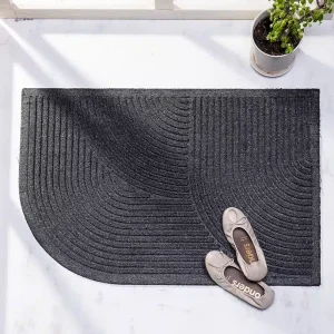 שטיח כניסה לבית פסים אפור כהה