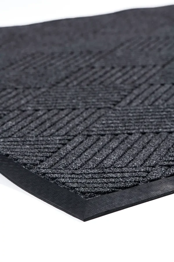 שטיח כניסה לבניין גאומטרי