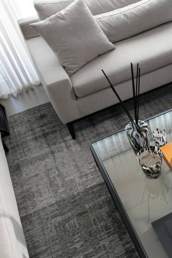 מנילה GRUNGE צלם אלעד גונן מעצב דדי ויפית ראובני