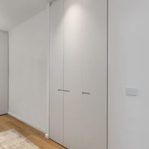 שטיח מנילה GRUNGE ראנר כסף מעצבת עופרי דרור צלמת שירן כרמל