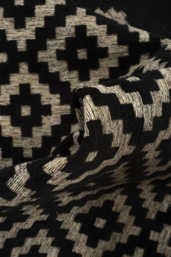 שטיח מנילה ETNID שחור לבן