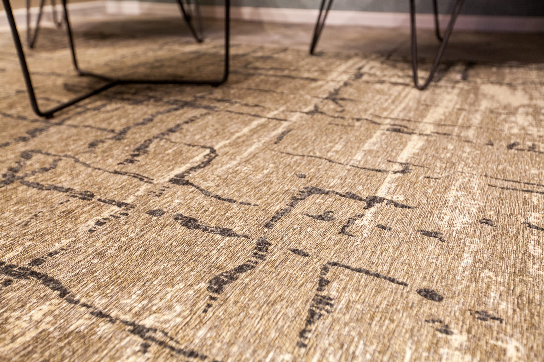 שטיח אופל דגם Hariet צבע בז' אפור