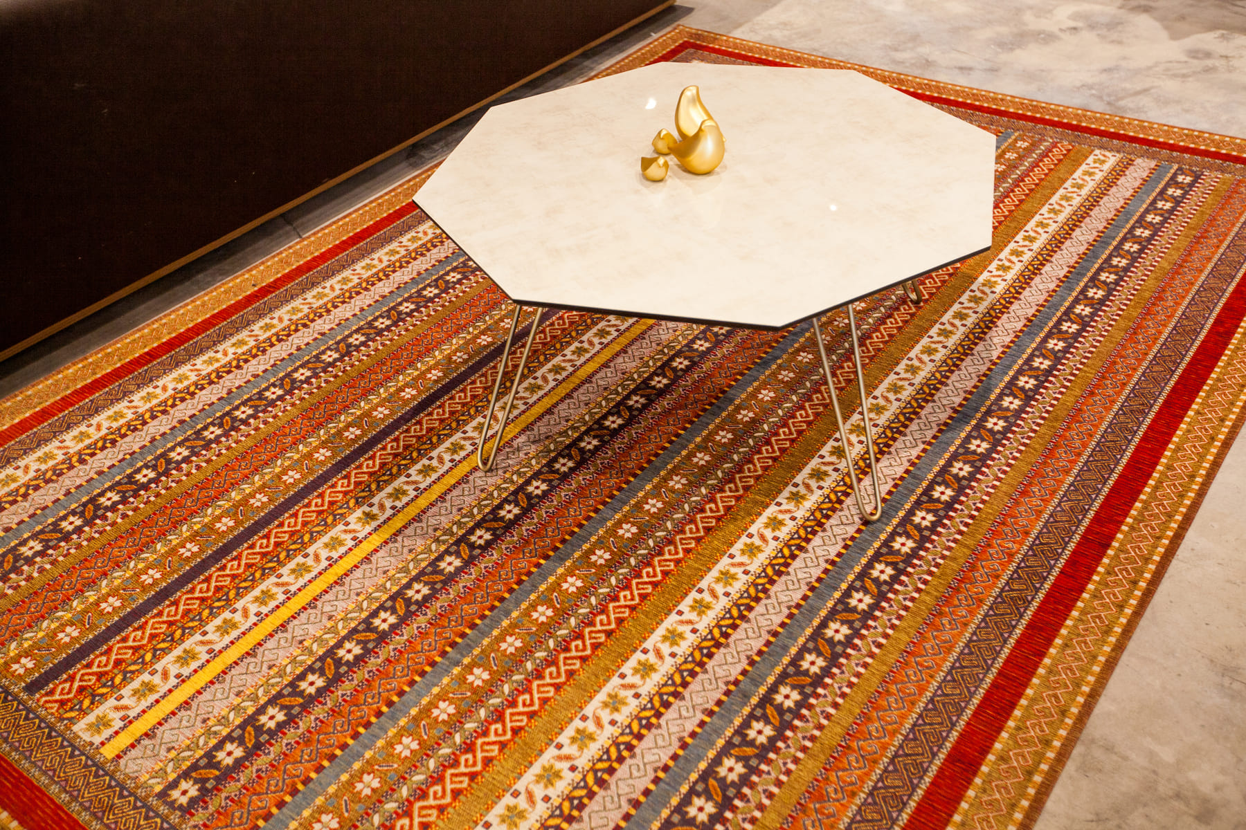 שטיח קרלוצ'י דגם Serafian שהאל פרסי צבעוני